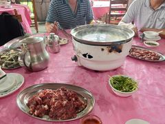-五洞培记山庄·鲜牛肉火锅