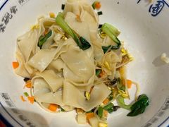 油泼臊子扯面-秦䩊会·陕西biangbiang面(畹町路店)