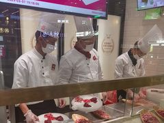 -左庭右院鲜牛肉火锅(浦江欢乐颂店)