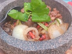 泡泡鸡煲-张妈台式锅烧(深大店)