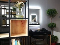 -ME觅妆·定制美妆·彩妆私教(菱角湖店)