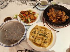 -客家大院·非遗赣南客家菜(郁孤台店)