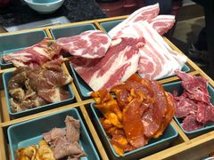-烤路里·韩国品质自助烤肉(石路天虹4号店)