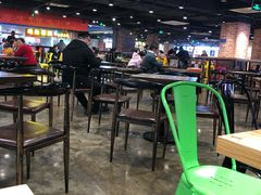 -第5大道精品休闲购物广场