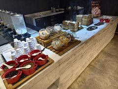 -筠咖啡西餐厅(上海国展宝龙丽筠酒店)