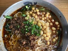 -丁丁猫重庆小面(徐州路店)