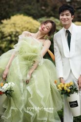 -红番婚纱礼服