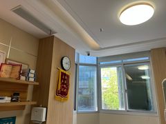 -上海仁爱医院口腔科 · 种植