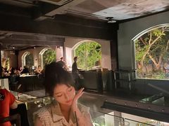 -穹六人间 people 6(岳阳路店)