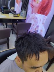 -藤野造型烫发染发