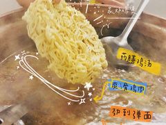 -威邵鸡煲(西华路总店)