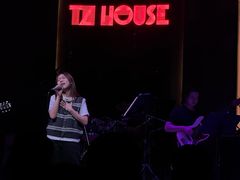 -TZ House音乐现场(来福士中心店)