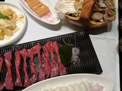 -红鼎豆捞·非遗鲍皇汤火锅(宝丰路店)