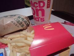 -麦当劳(乳山路店)