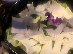 -三人行骨头王火锅(长寿店)