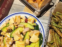 -叁宝烤肉• 西安烧烤 领跑品牌(高科新花园店)