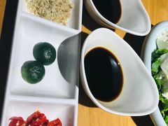 -洪氏嗨捞·广东猪肚鸡·椰子鸡火锅(西咸万象城店)
