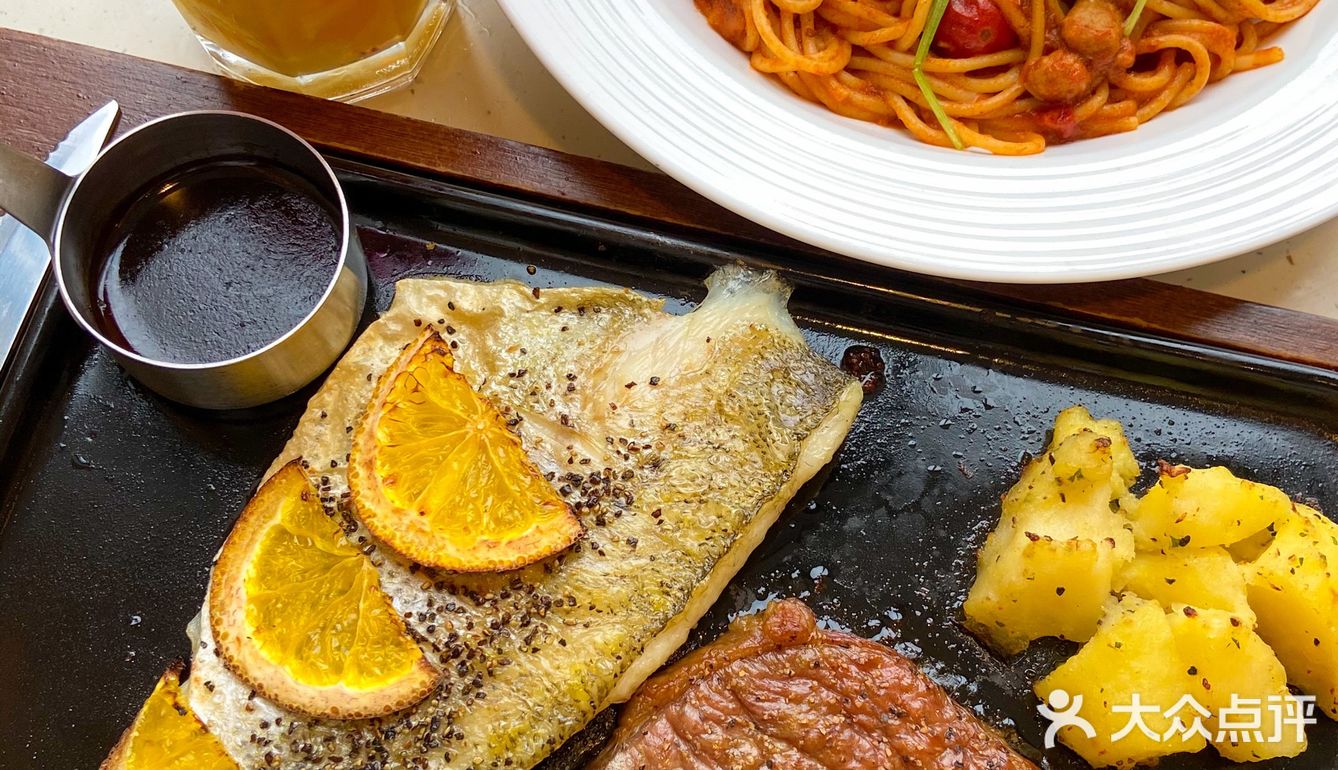 外卖女孩的福音‼️终于在必胜客实现均衡饮食