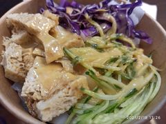 解馋凉皮-小飞生煎(东方宝泰店)