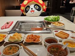-海底捞火锅鲜切牛肉主题店(长寿路店)