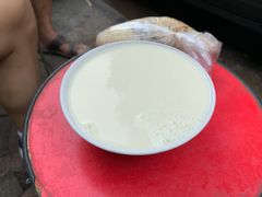 白浆-云南大锅豆浆店