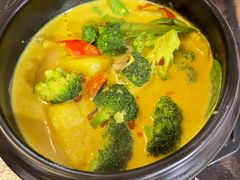 -玖月时尚泰式餐厅