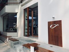 -Line 咖啡(石厦花园店)