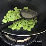 当季蔬菜之清炒蚕豆米