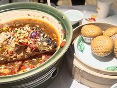 -费大厨辣椒炒肉(高铁吾悦广场店)