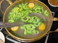 -潮汕三宝鲜牛肉火锅