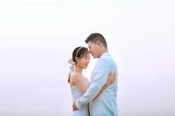 -蒙太奇婚纱摄影(万达店)