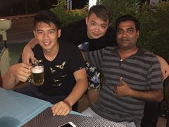 -Pakwan Restaurant & Bar