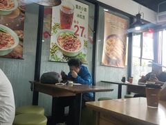 -李先生牛肉面大王(郑州火车站西广场2店)