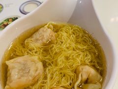 -新大咀港式茶餐厅(宝山万达店)