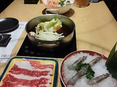 -枝魯枝魯自助料理