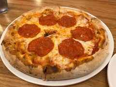 -城市大道红炉披萨烘焙坊