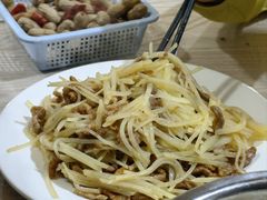土豆肉丝-小三峡特色烤鱼