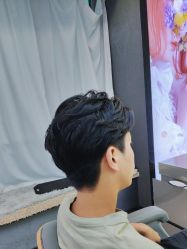 -藤野造型烫发染发