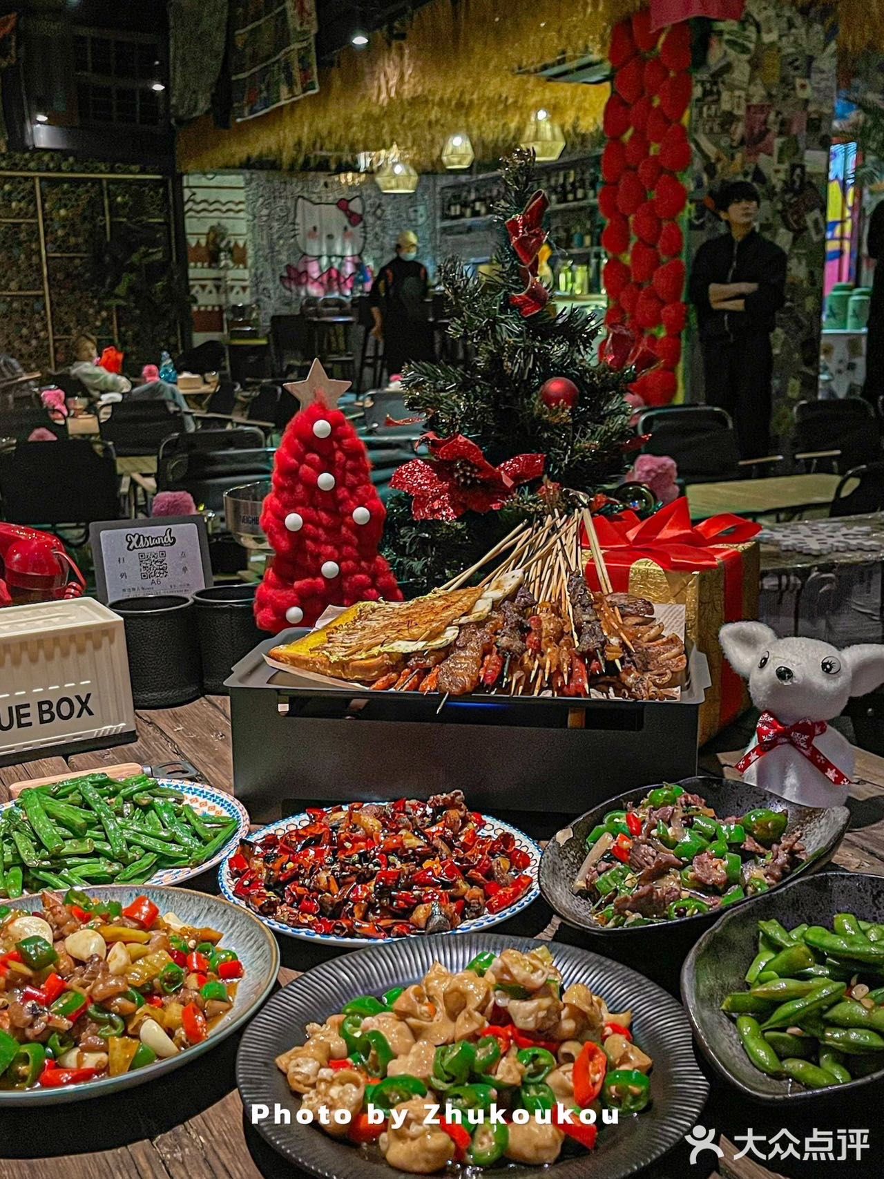 圣诞氛围超chill的小酒馆！！拍照绝美哦！