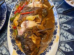 -老滇山寨•云南特色菜•地方菜•民族风情歌舞表演(金碧店)