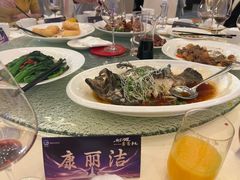 -深圳星河丽思卡尔顿酒店
