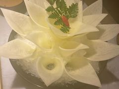 -尚尚仙·酸汤猪手·猪肚鸡火锅(华联万柳购物中心店)