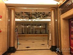 -欢乐迪KTV(观音桥未来国际店)