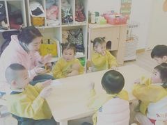 -黄浦乐烁龙鱼宝贝托育园(海潮路校区)