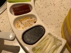 -三人行骨头王火锅(长寿店)