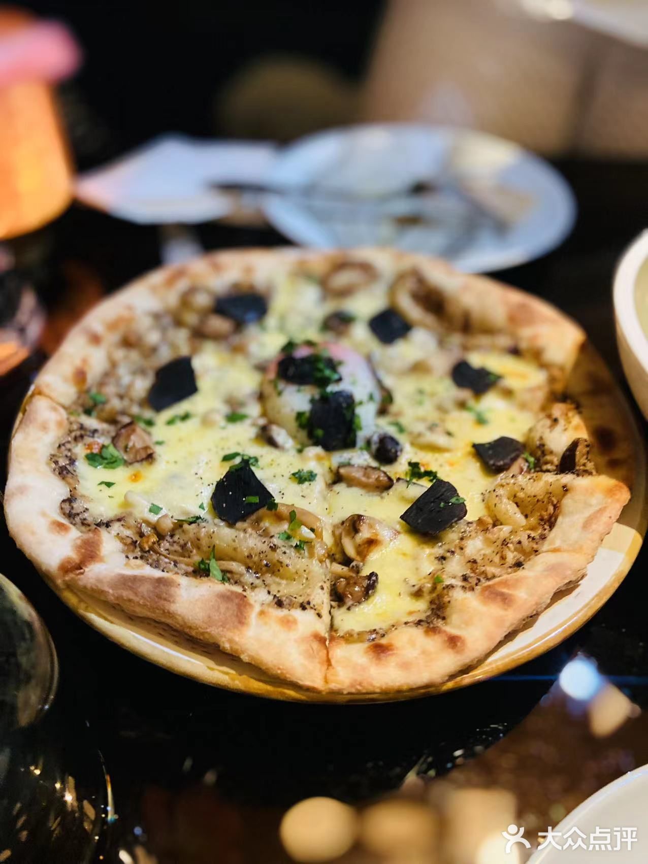 在杭州闹市这样寸土寸金的地方