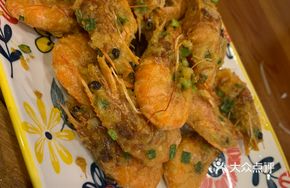 Egg Yolk Stir-Fried Shrimp