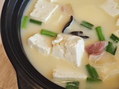 -醉辉皇原味海鲜江南菜(成都大魔方店)