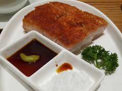 脆皮烧肉-顺风汤馆·广府粤菜(江宸天街店)