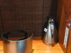 -独食火锅·半米屋台(直营总店)
